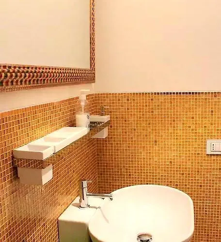 Venetian House With Terrace Daire Venedik