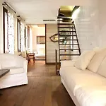 דירה Venetian House With Terrace ונציה